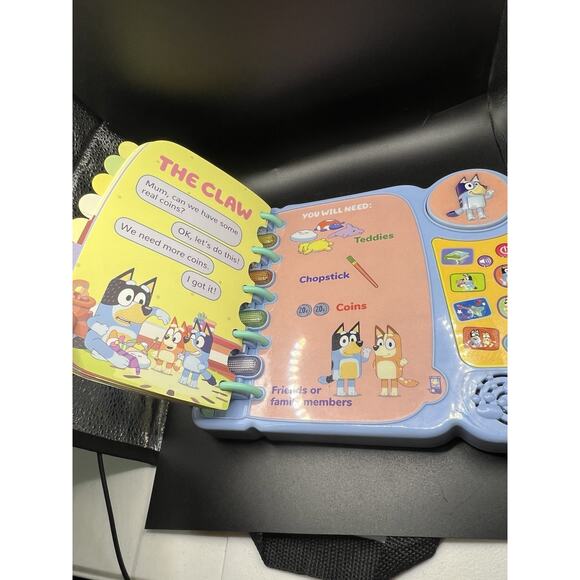 VTech 80-541200 Bluey Bluey's Book of Games Plays Music, Lights Flash & Talks - Picture 9 of 9